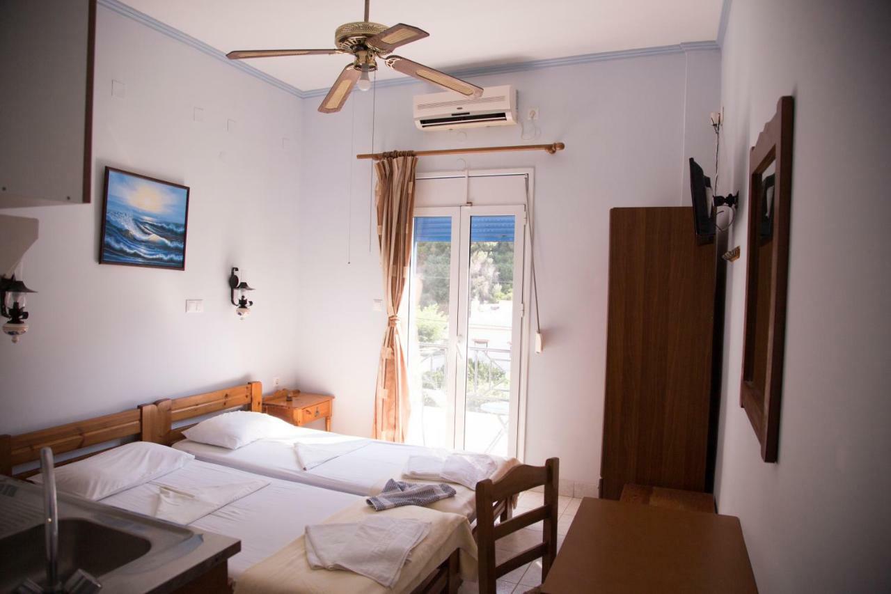 Hotel Asteria Ágios Kírykos Kültér fotó