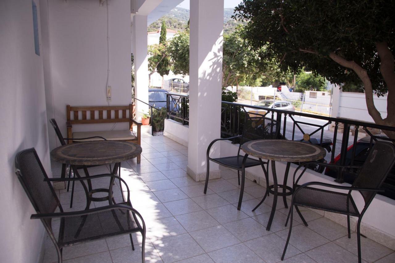 Hotel Asteria Ágios Kírykos Kültér fotó